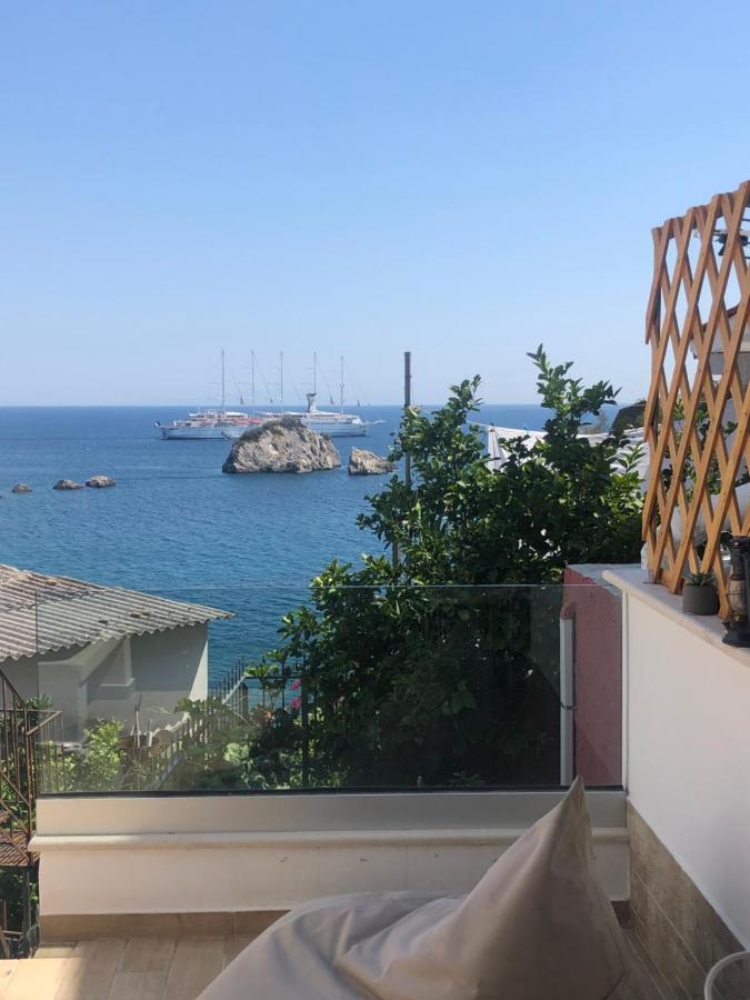 Appartement Blaue Welle Haus à Parga Extérieur photo